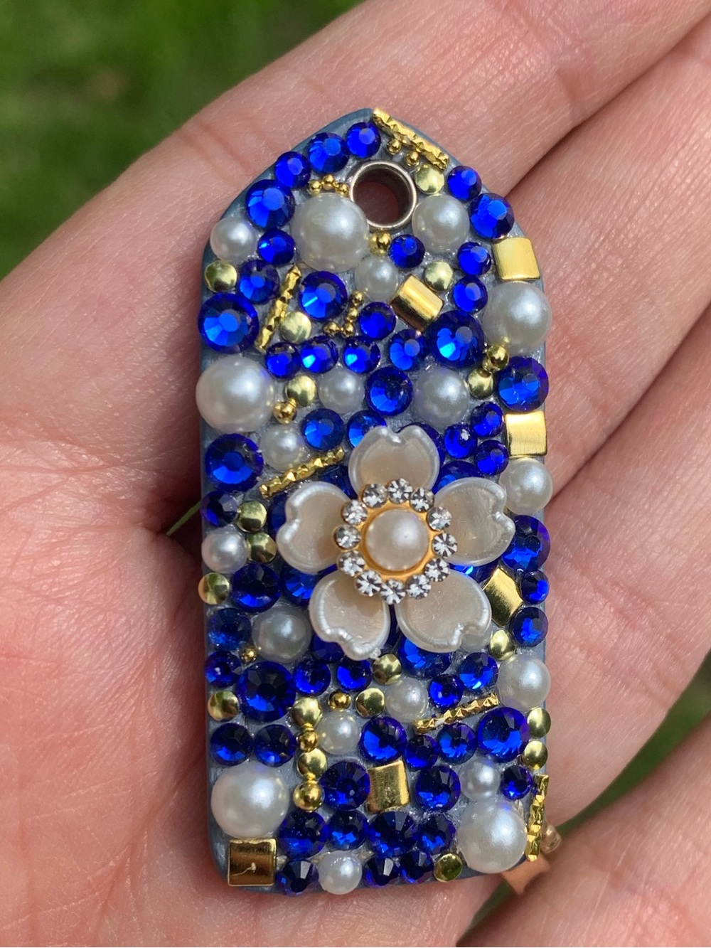 Coach Baby Blue 2” Hangtag with Blue Glass Rhinestones, Pearl and Gold accents - Picture 7 of 11